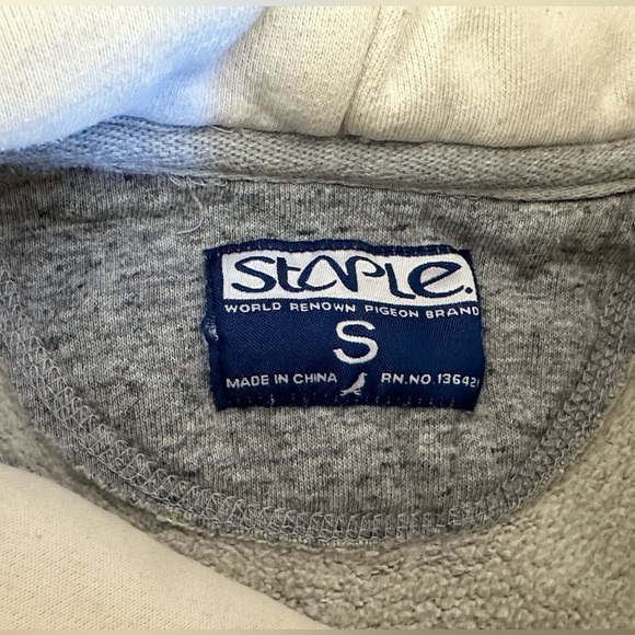 Staple pigeon hoodie size small world renown pigeon brand - Picture 3 of 7